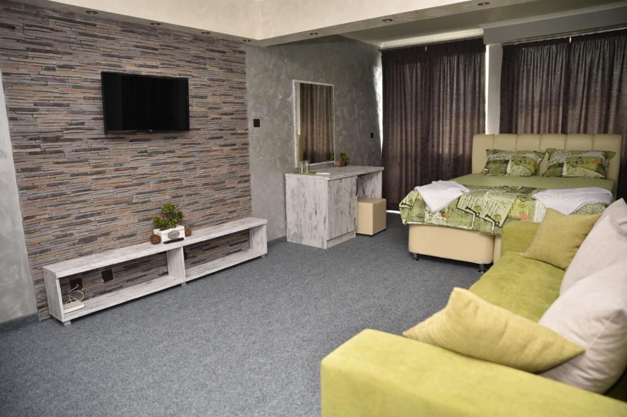 Studios Amigo Veliko Tărnovo Exterior foto