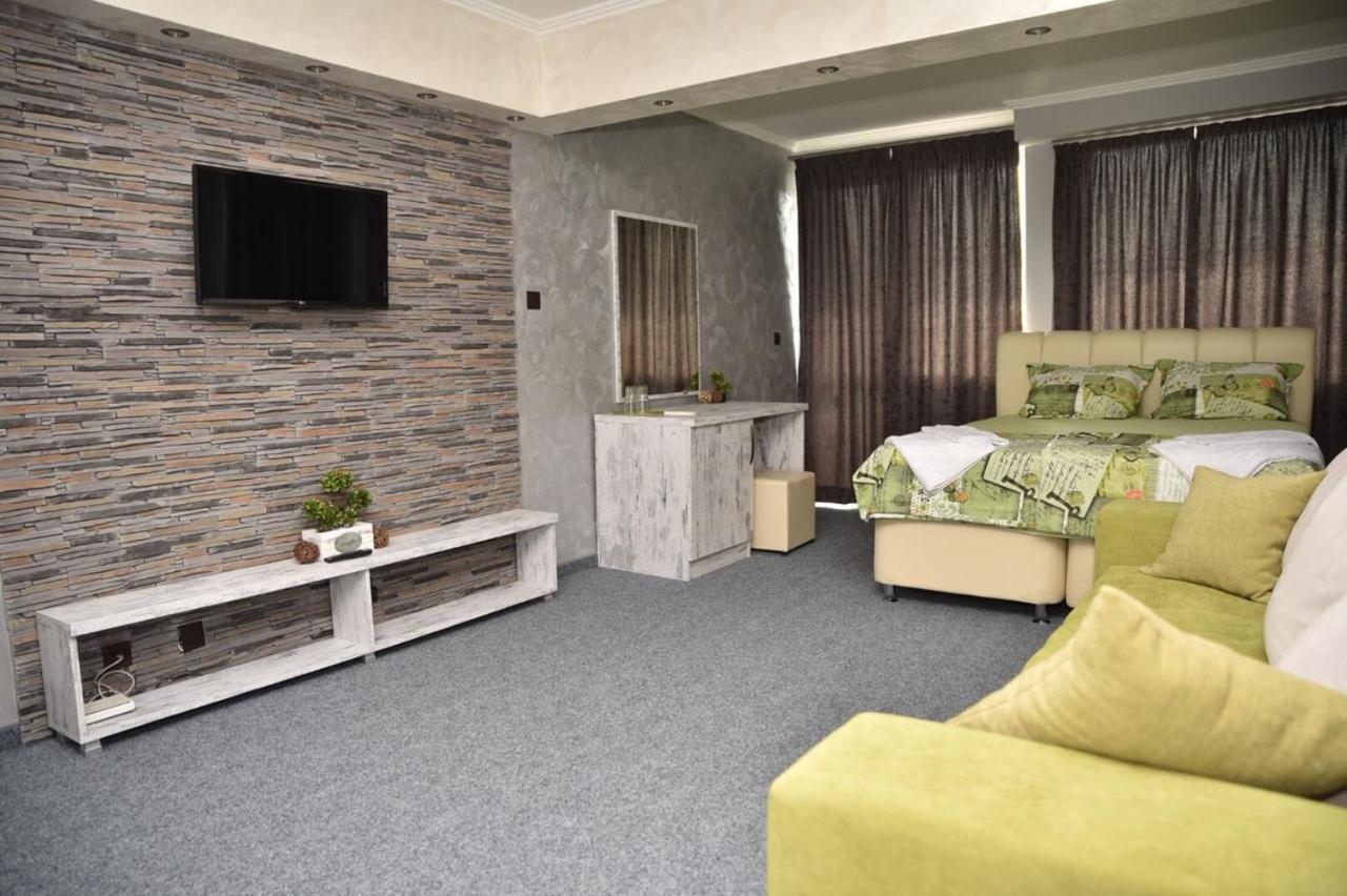 Studios Amigo Veliko Tărnovo Exterior foto